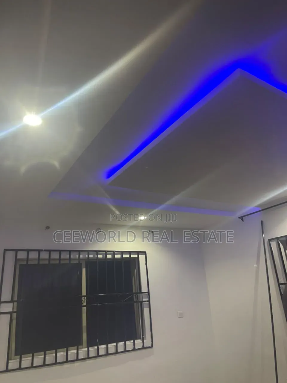 3bdrm Apartment in Isokan Estate Akobo for rent