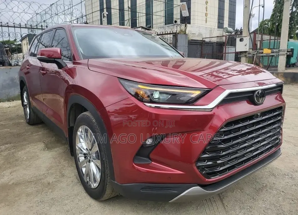 Toyota Highlander Platinum FWD 2024 Red