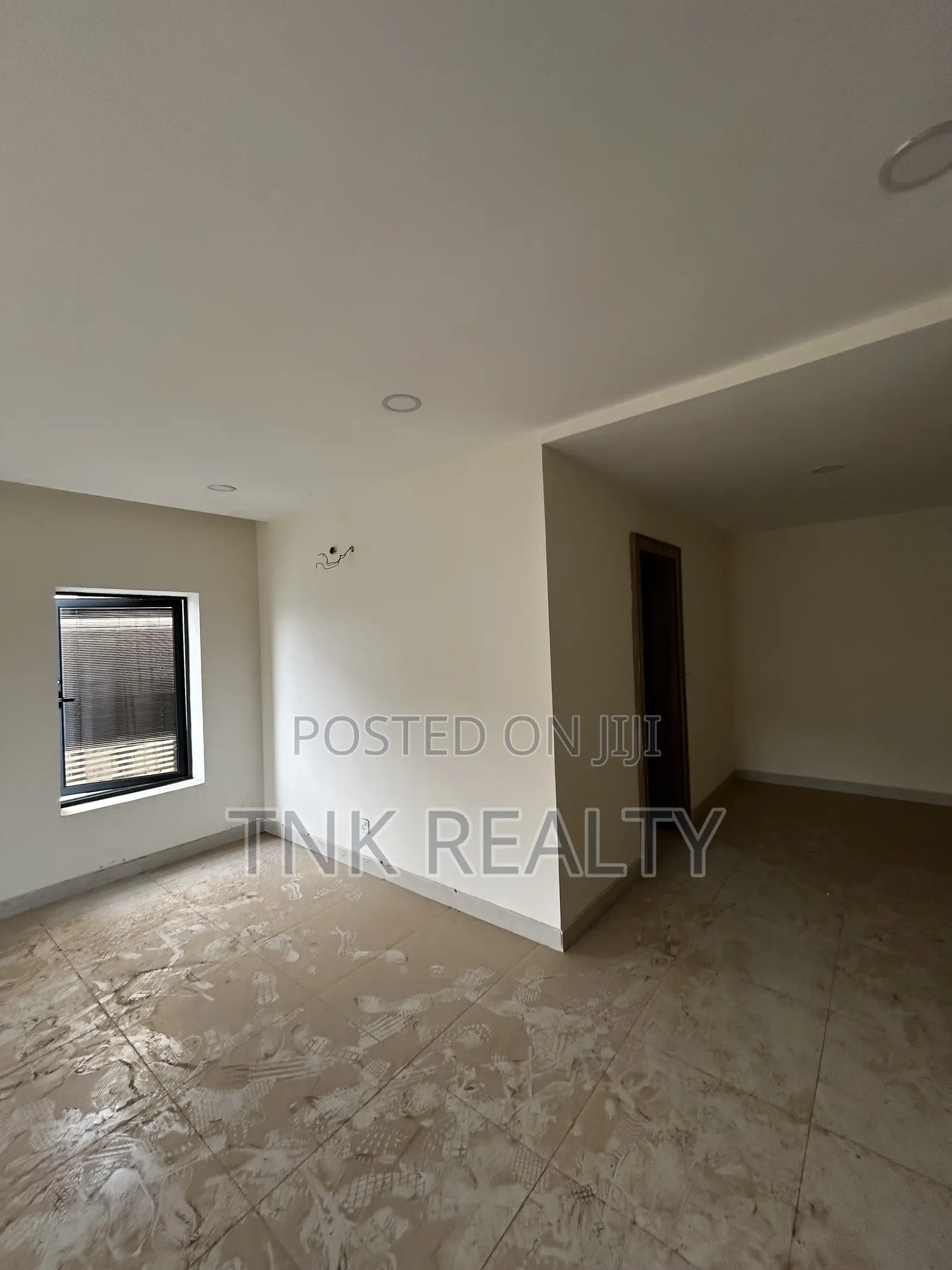 5bdrm Duplex in Cosgrove Estate, Katampe (Main) for sale