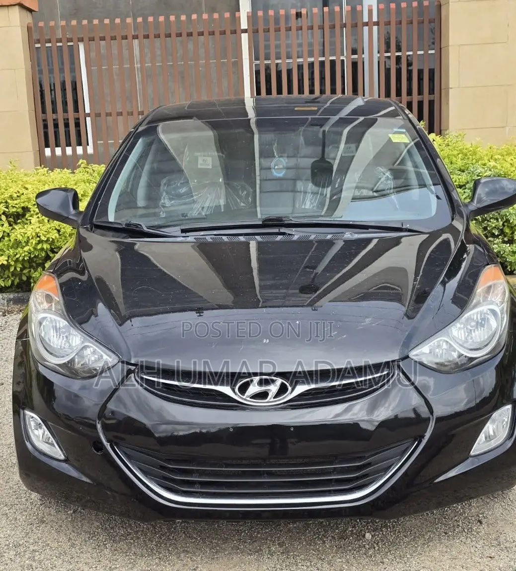 Hyundai Elantra 2013 Black