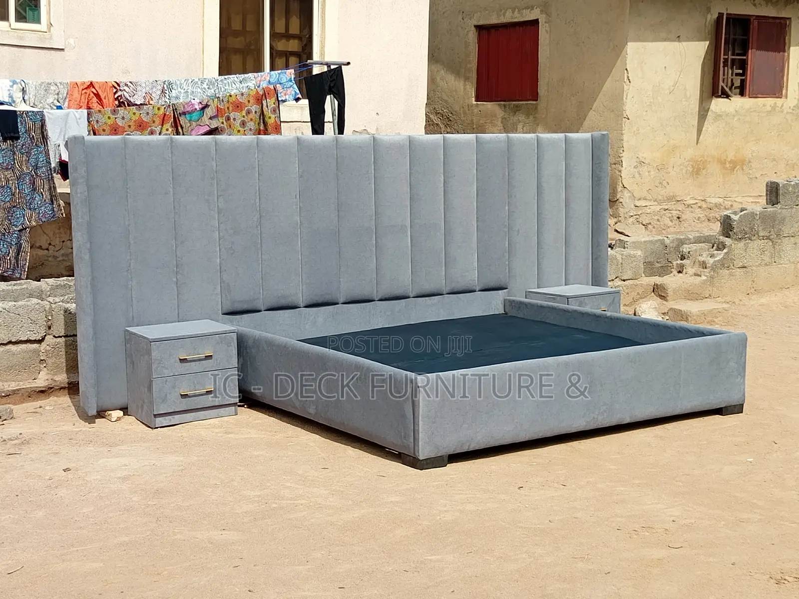 Bdf50 Grand Regent 6x6ft Padded Bed Frame With Wings