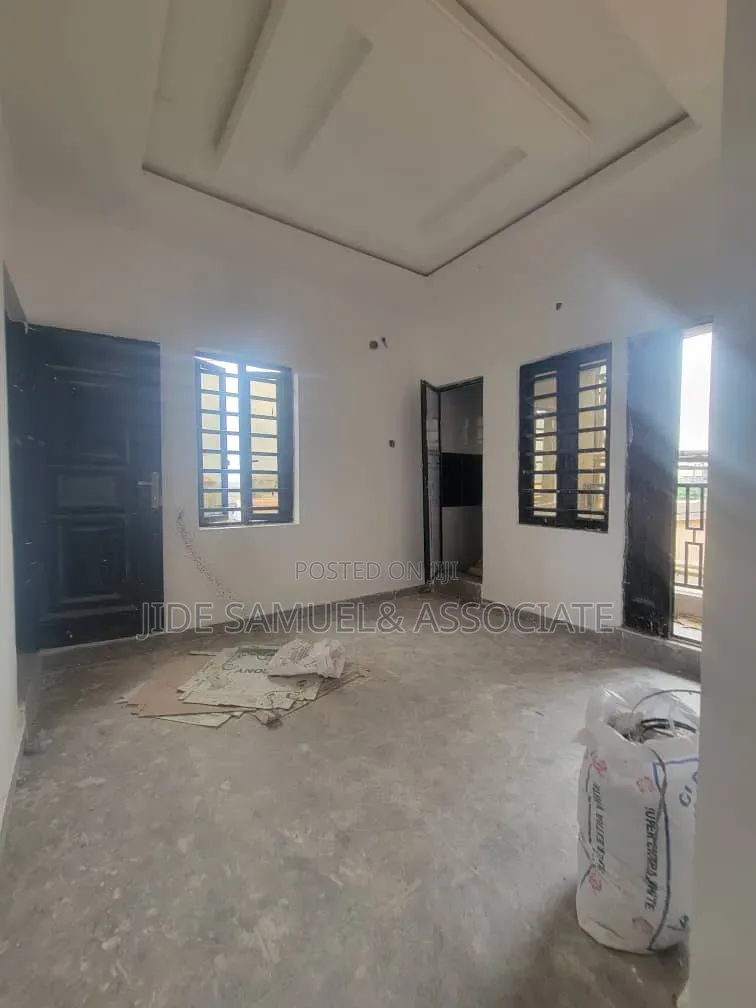 Furnished Mini Flat in Ayobo for rent