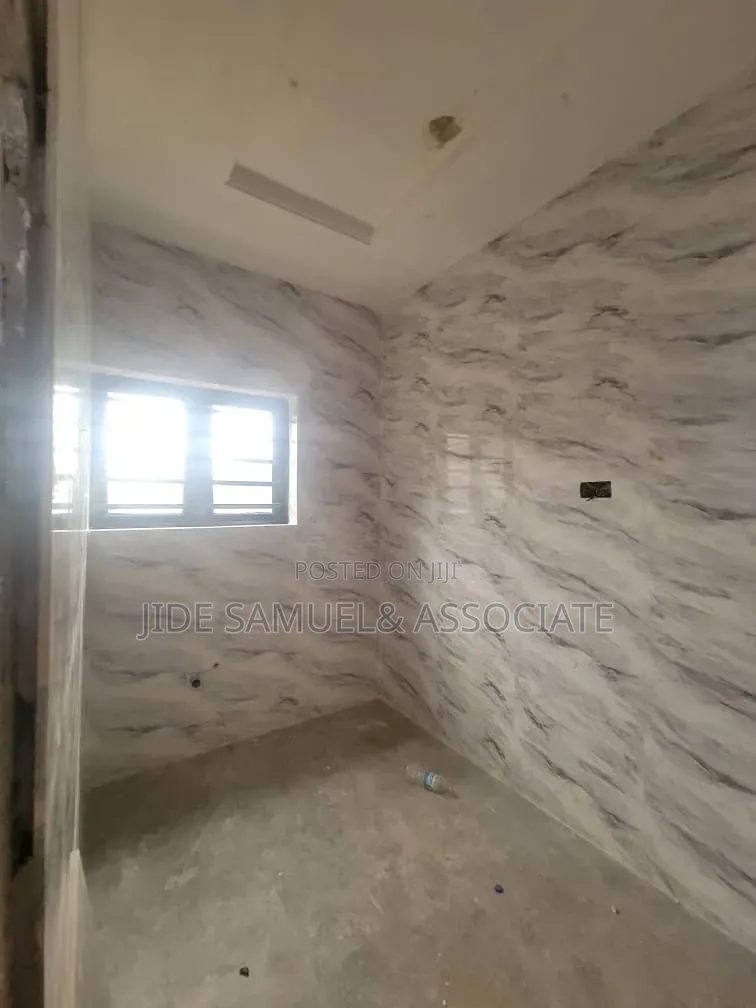 Furnished Mini Flat in Ayobo for rent