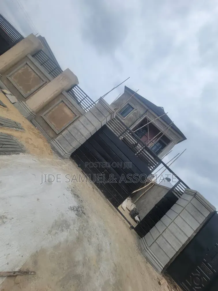 Furnished Mini Flat in Ayobo for rent