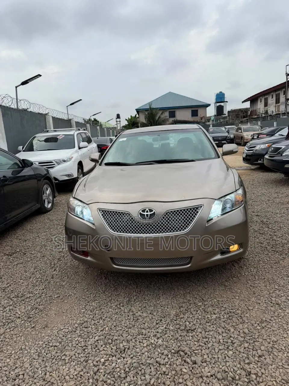 Toyota Camry 2008 Gold