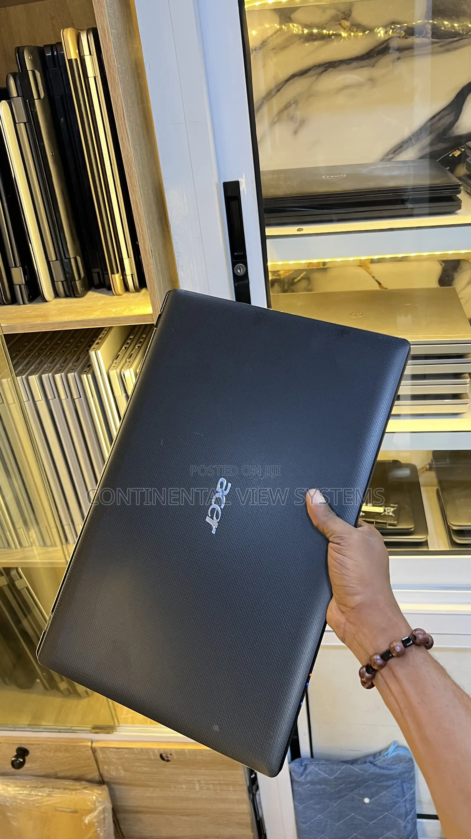 Laptop Acer Aspire 5560 8GB AMD A6 HDD 320GB