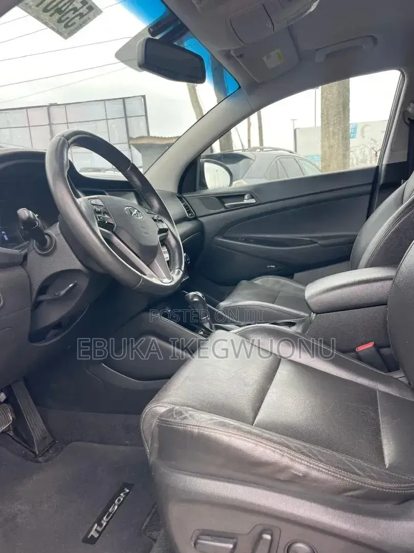 Hyundai Tucson Limited AWD 2016 Black