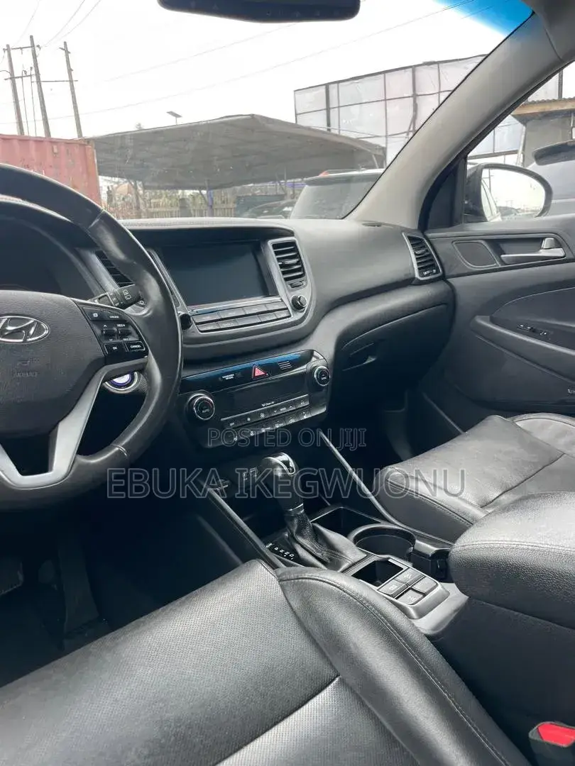 Hyundai Tucson Limited AWD 2016 Black