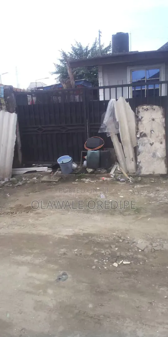 2bdrm Bungalow in Close 26, Satellite Town for sale