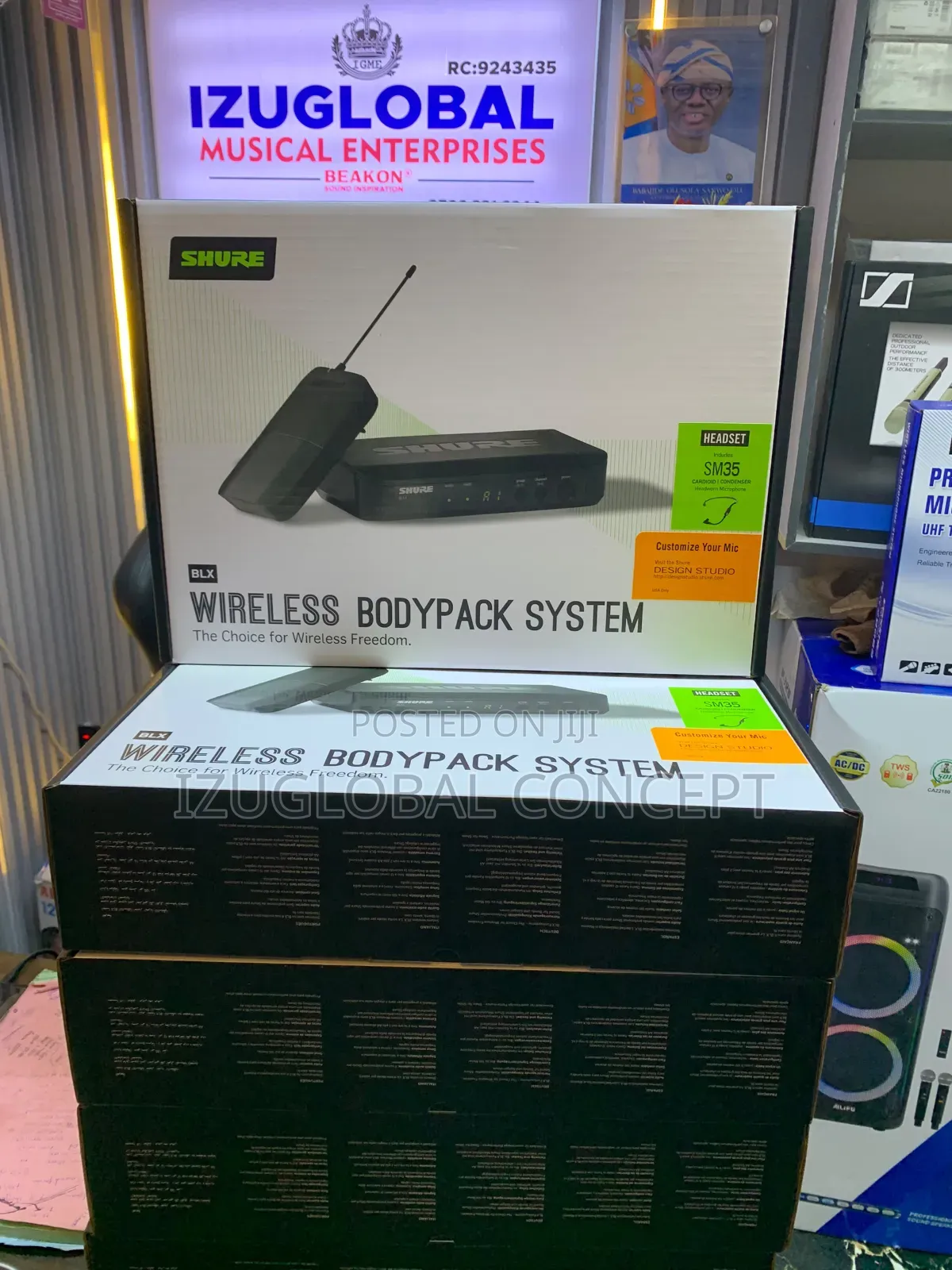 Shure BLX14/SM35 Wireless Headset System With SM35 Headset Microphone