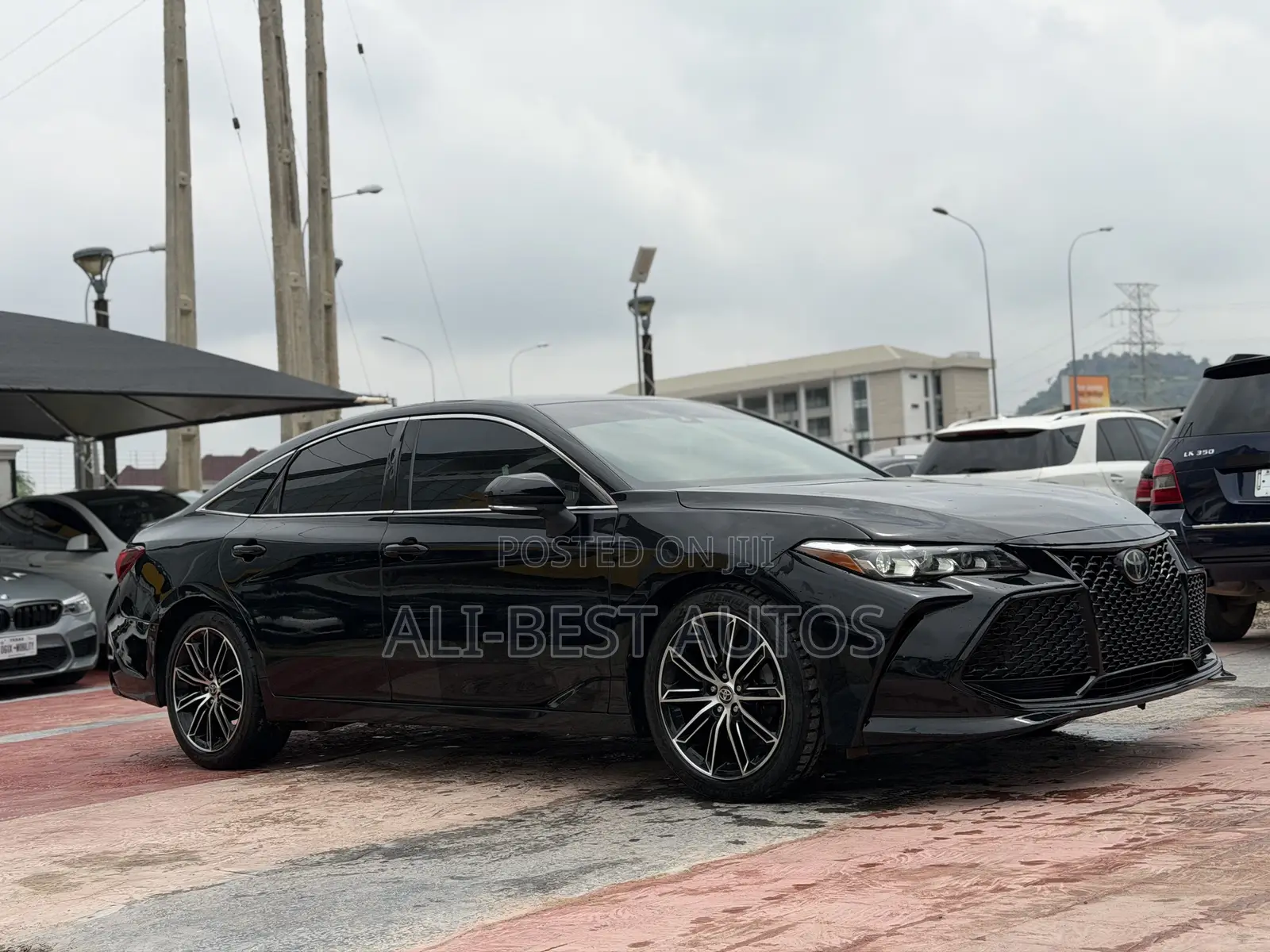 Toyota Avalon 2022 Black