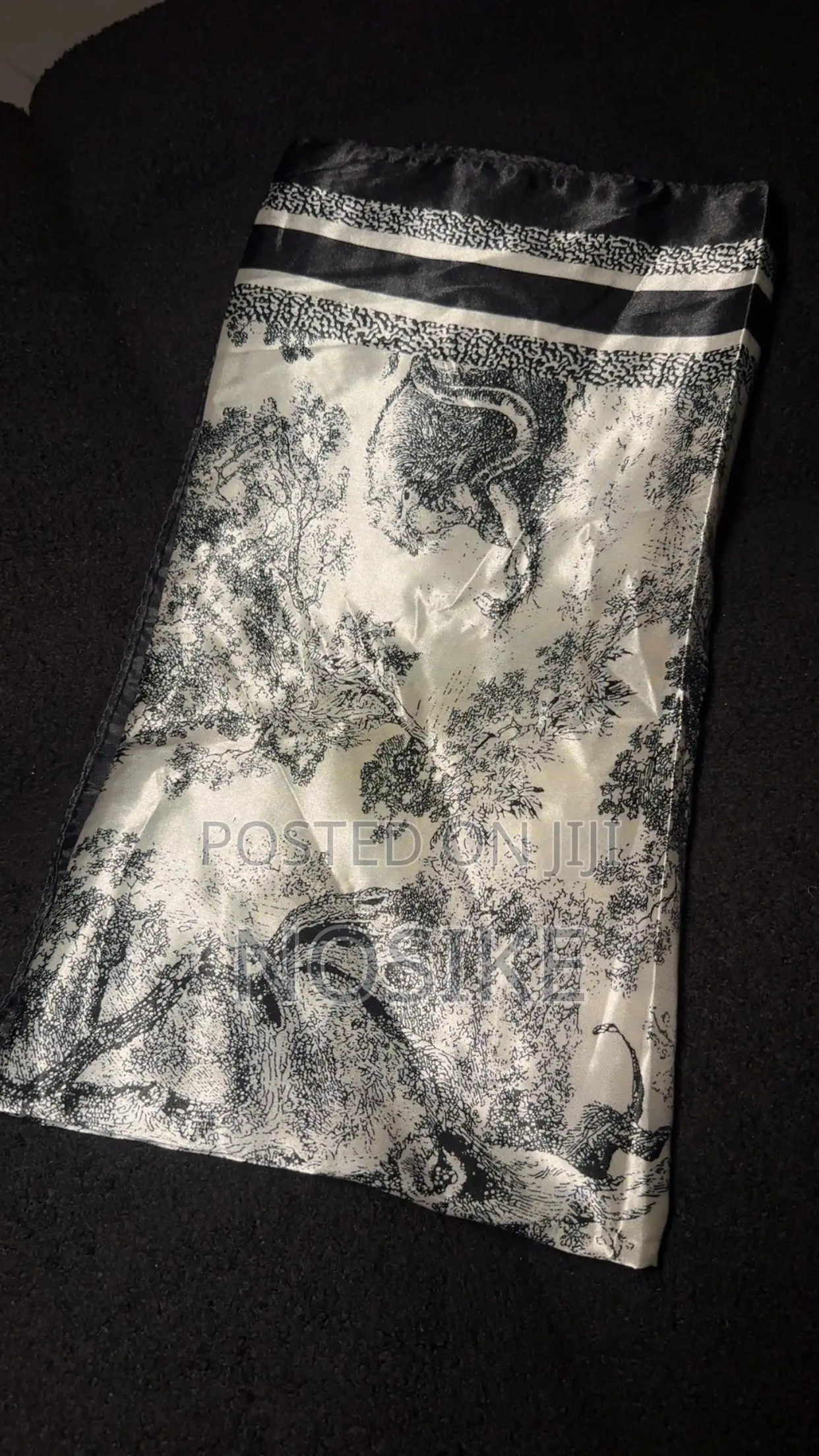Stylish Soft Fashion Scarf for Women – Elegant & Comfortable
