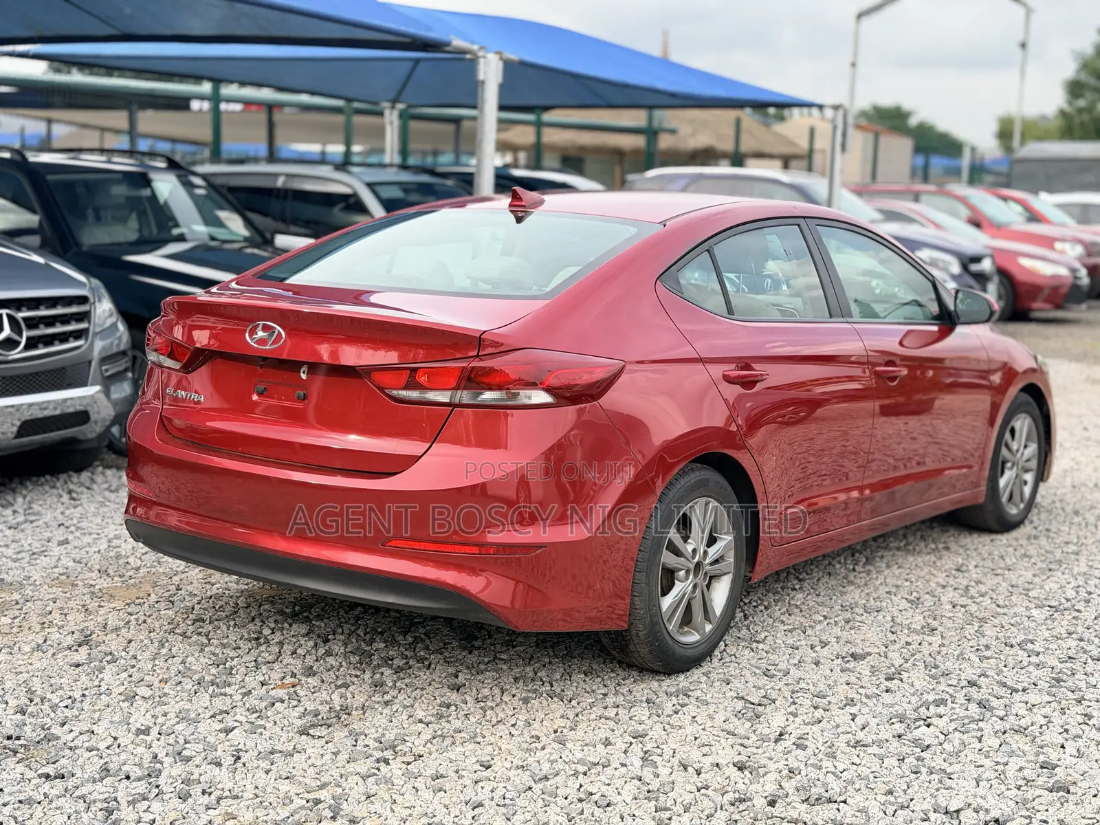 Hyundai Elantra ECO Sedan FWD (1.4L 4cyl 7A) 2017 Red