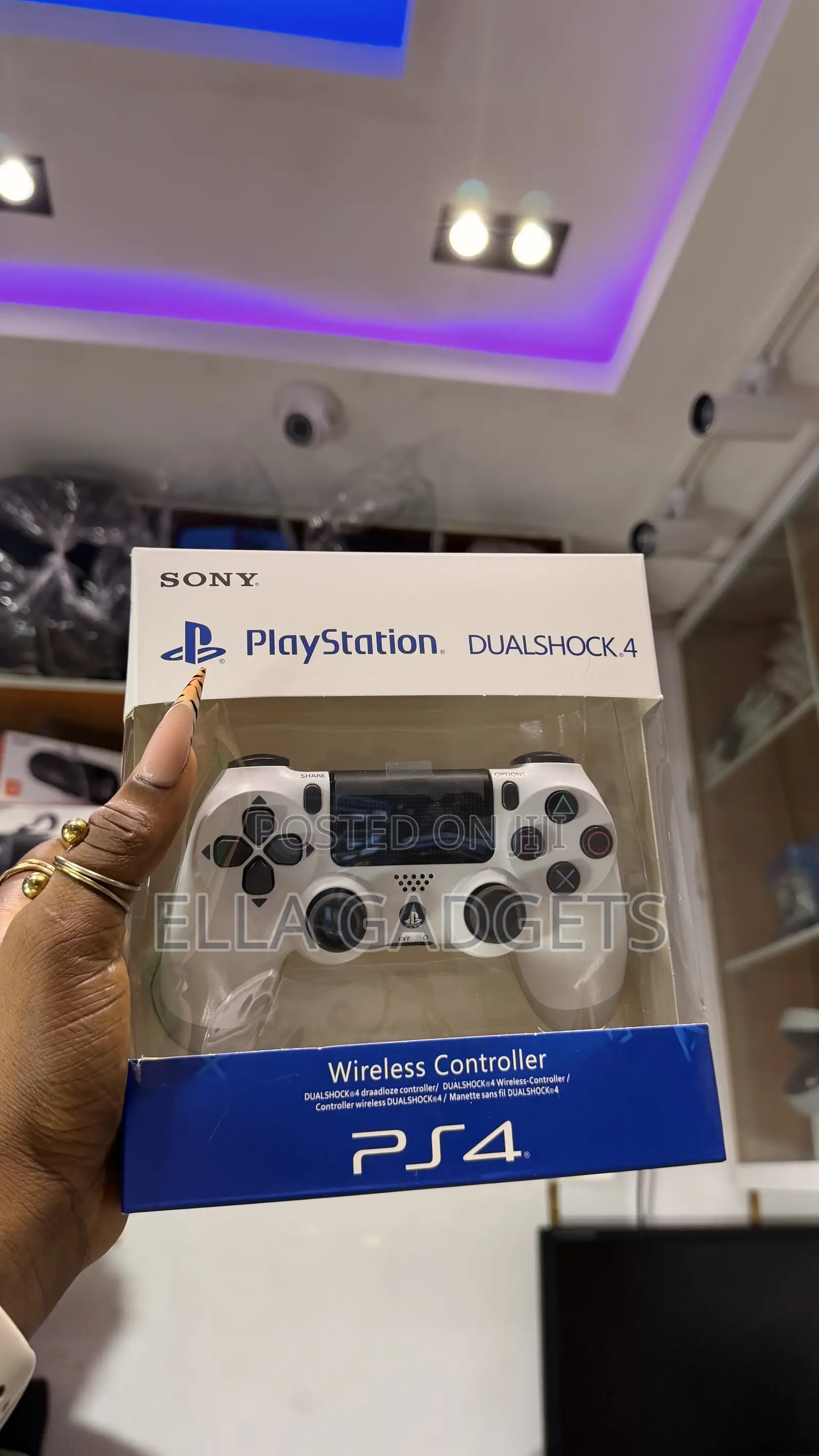 Brand New Ps4 Pad Available in Different Colors
