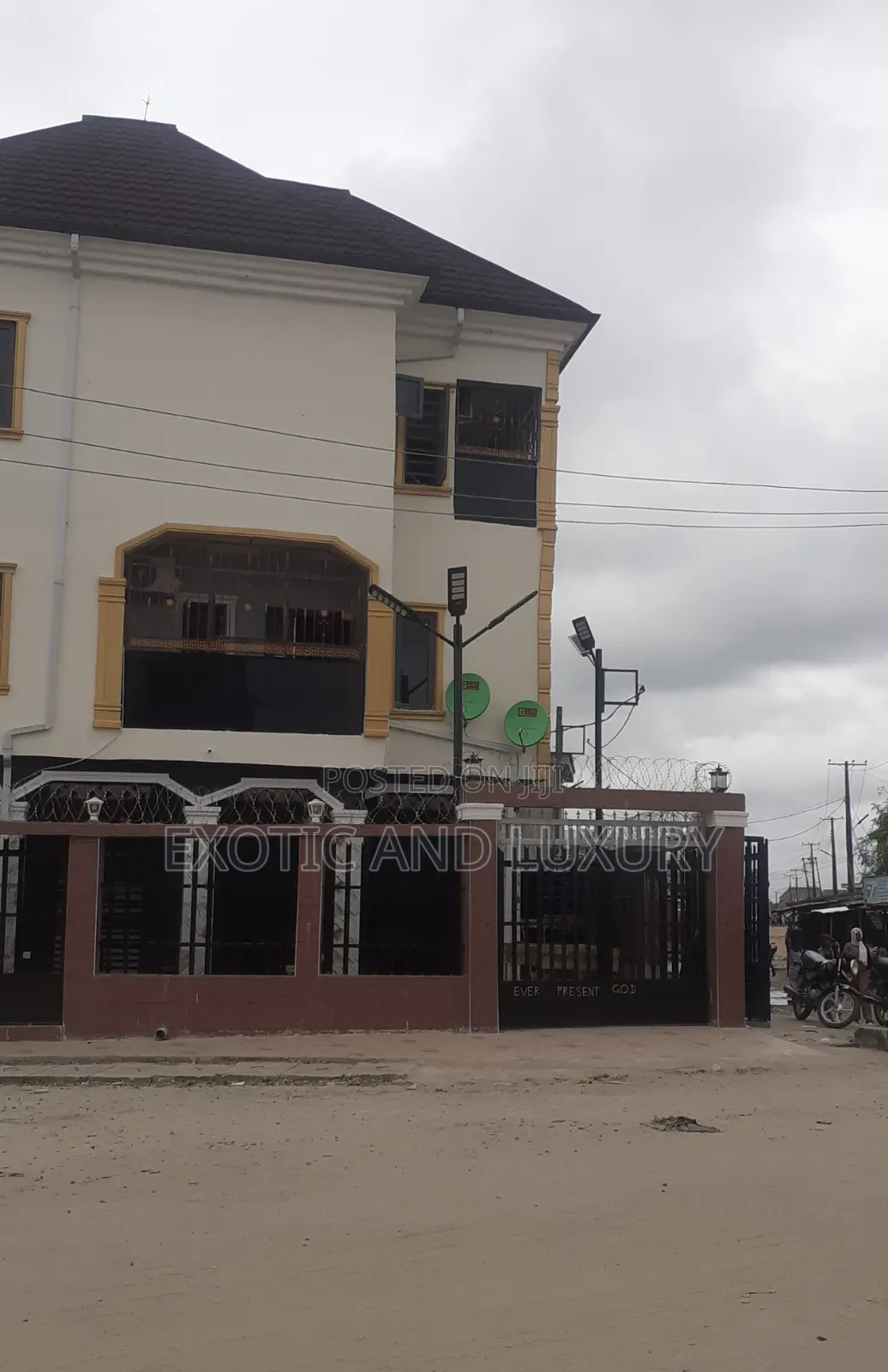 Mini Flat in Ikorodu Road / Ilupeju for rent