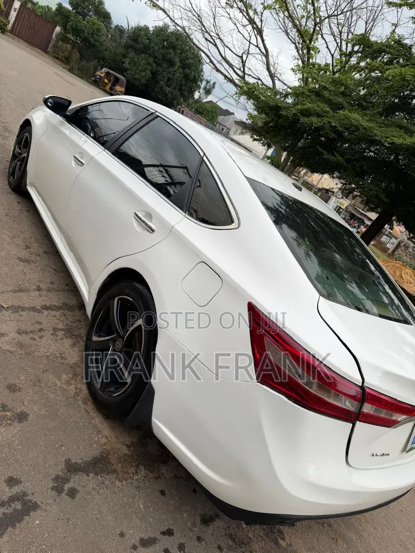 Toyota Avalon 2014 White