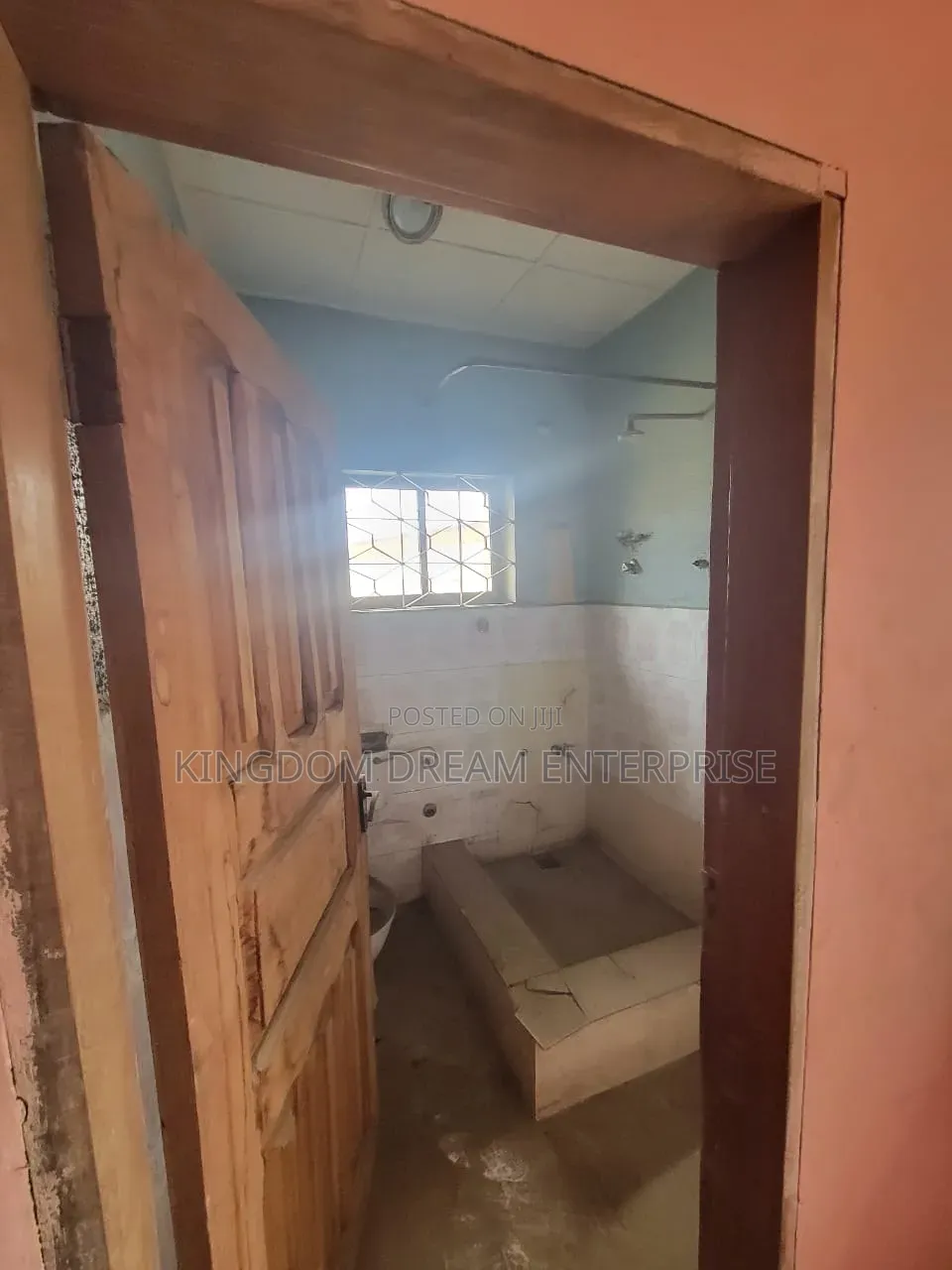 4bdrm Duplex in Labak Estate for sale
