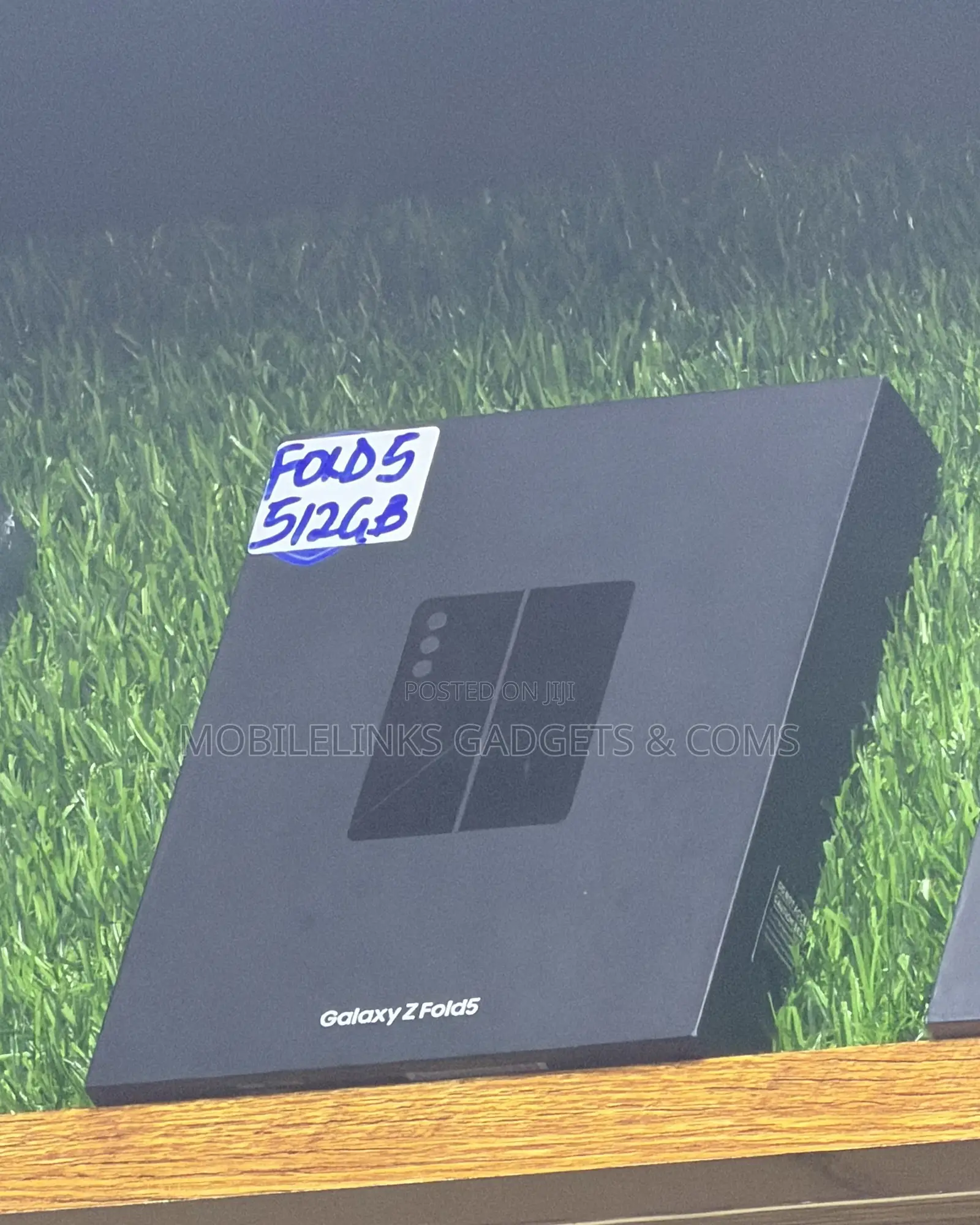 New Samsung Galaxy Fold 5G 512 GB Blue