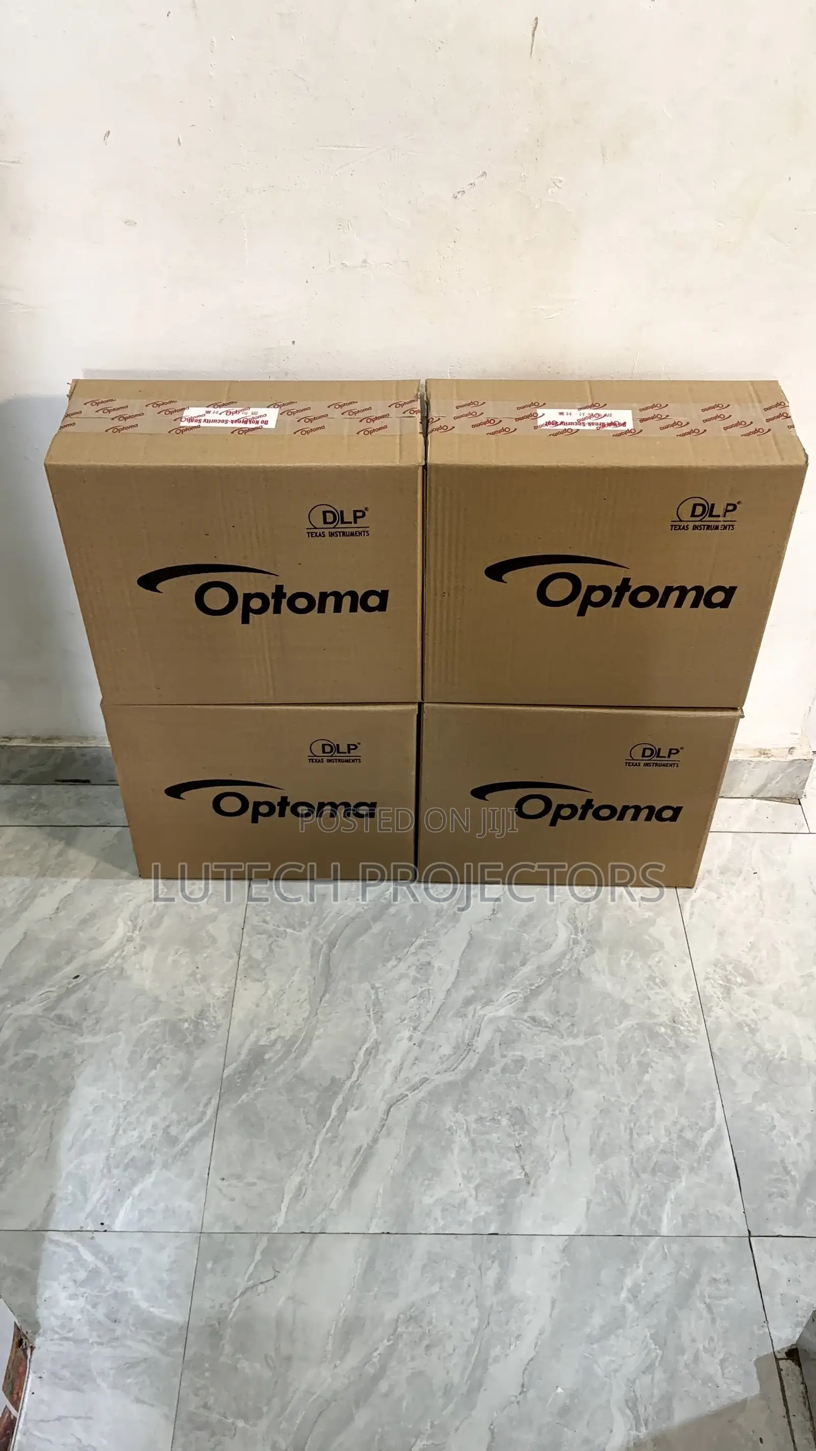Optoma Projector SVGA DLP Projector