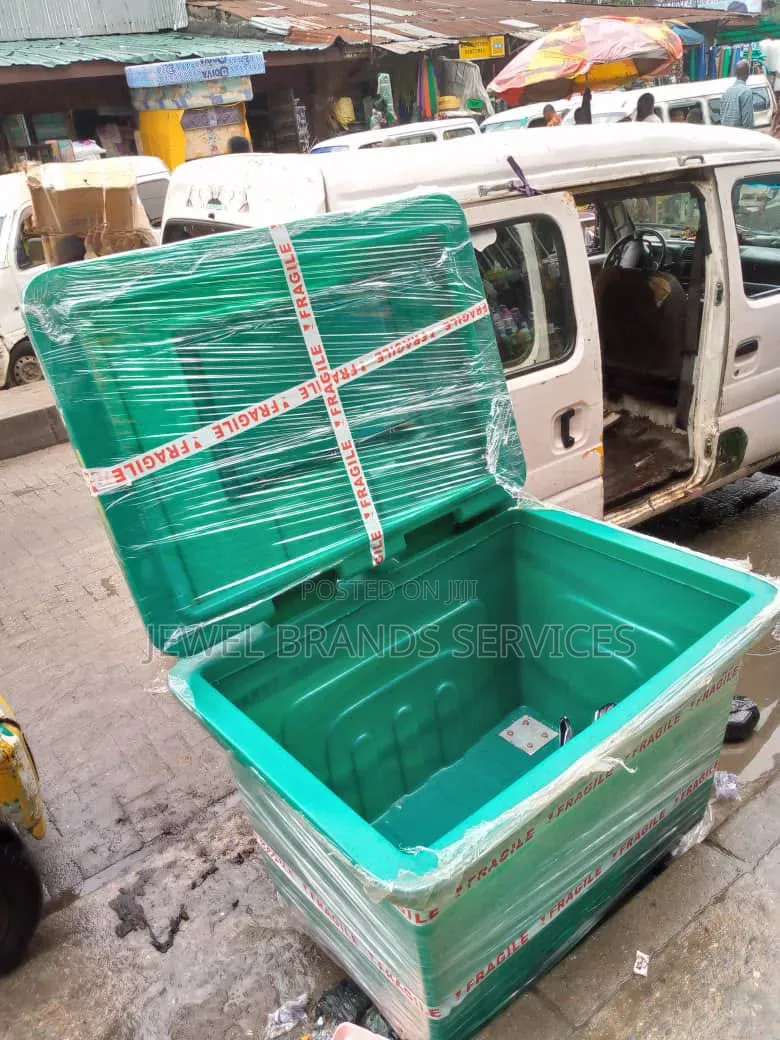 Wastebin/Wheeler/ Dustbin 660 Litres