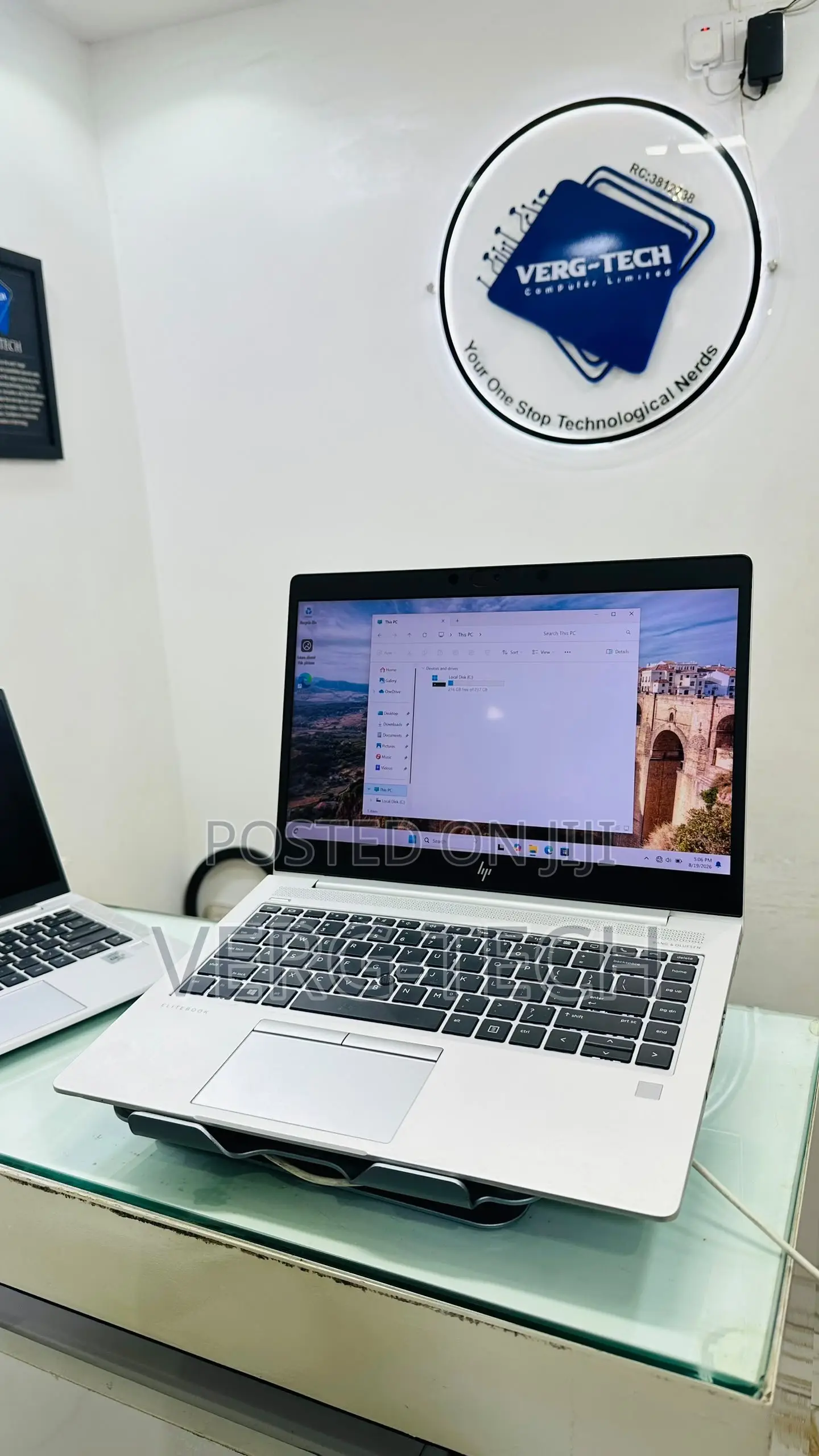 Laptop HP EliteBook 745 G6 16GB AMD Ryzen 5 SSD 256GB