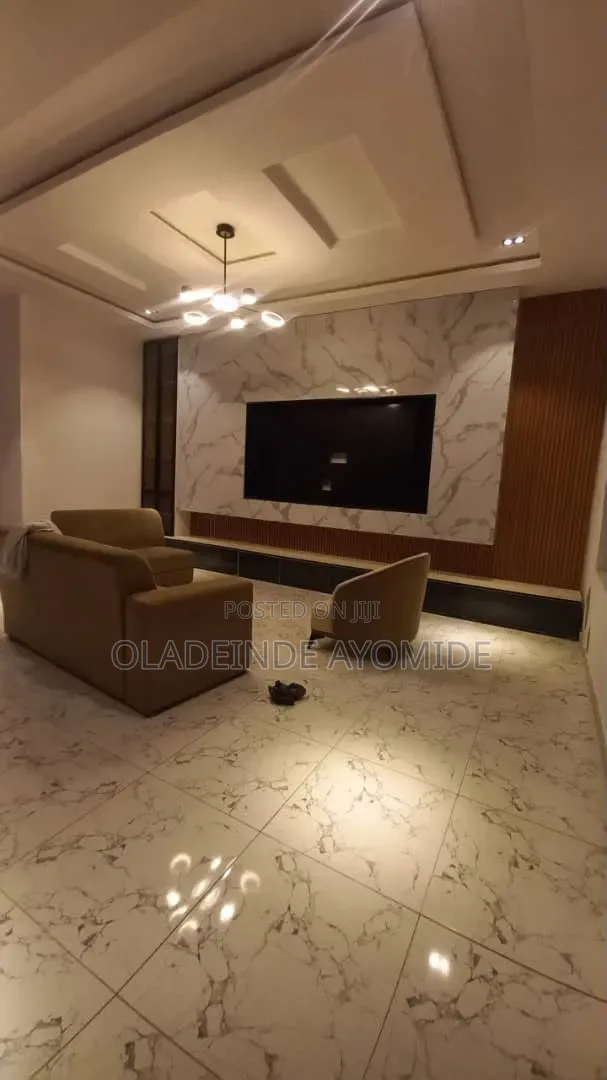 4bdrm Duplex in Harris-Drive Vgc for sale