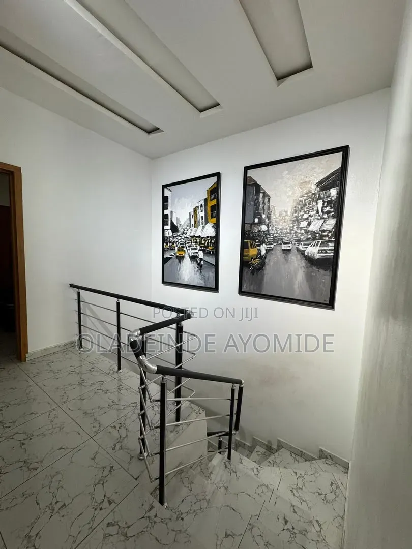 4bdrm Duplex in Harris-Drive Vgc for sale