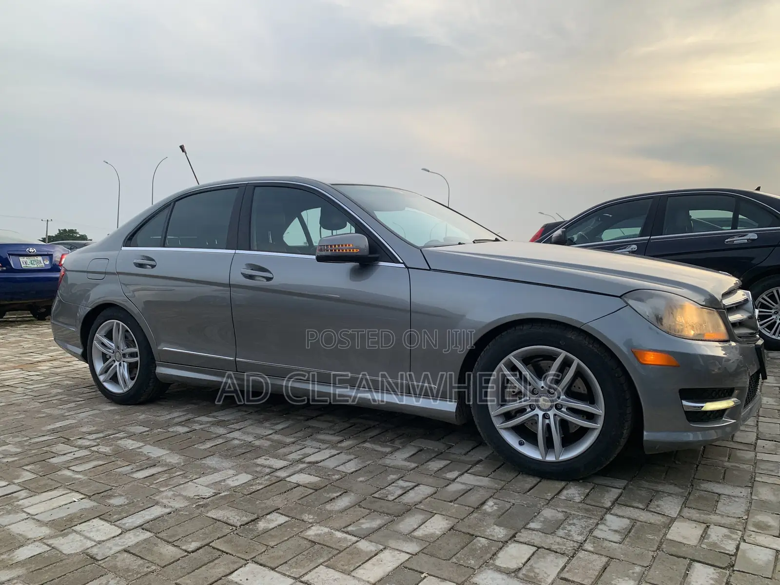 Mercedes-Benz C300 Luxury 4Matic Sedan AWD (3.5L 6cyl 7A) 2013 Gray