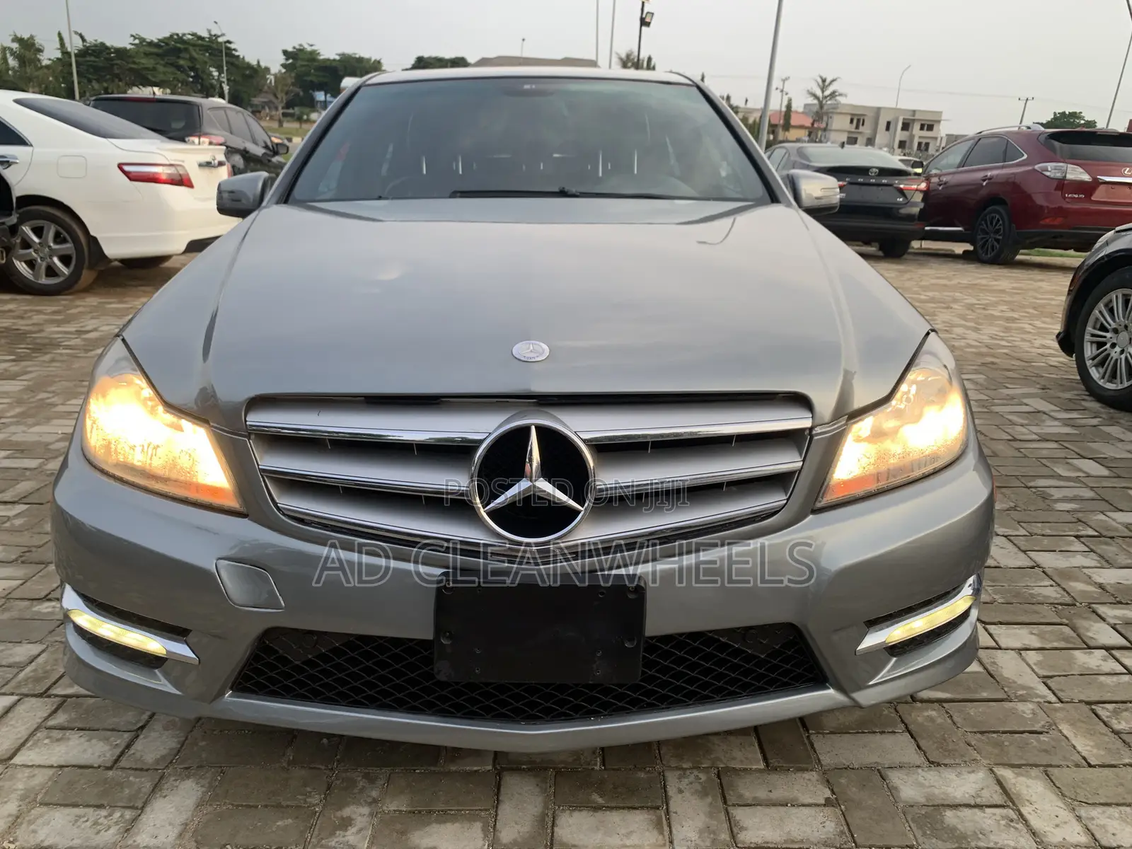 Mercedes-Benz C300 Luxury 4Matic Sedan AWD (3.5L 6cyl 7A) 2013 Gray