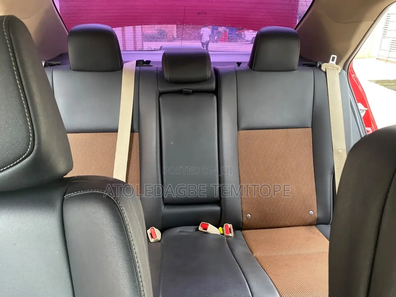 Toyota Corolla LE 4dr Sedan (1.8L 4cyl CVT) 2015 Red