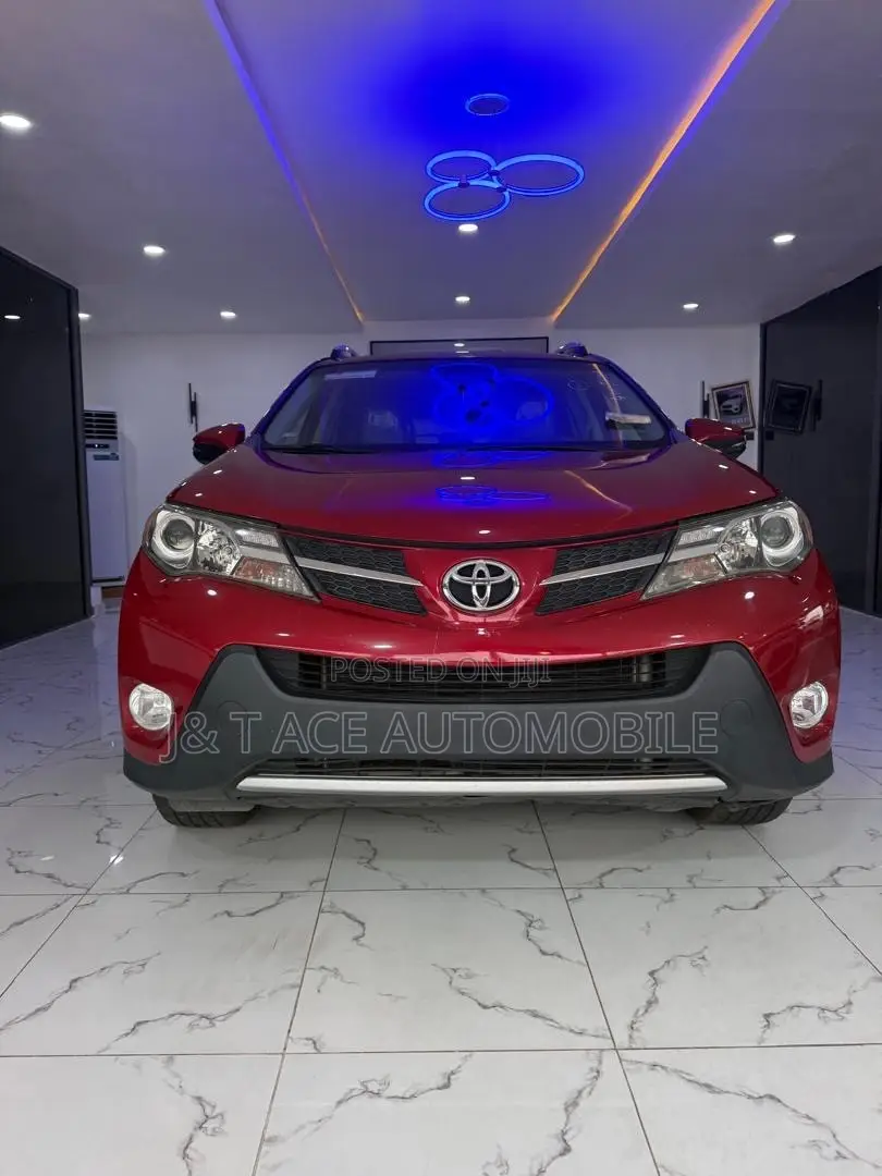 Toyota RAV4 2014 Red