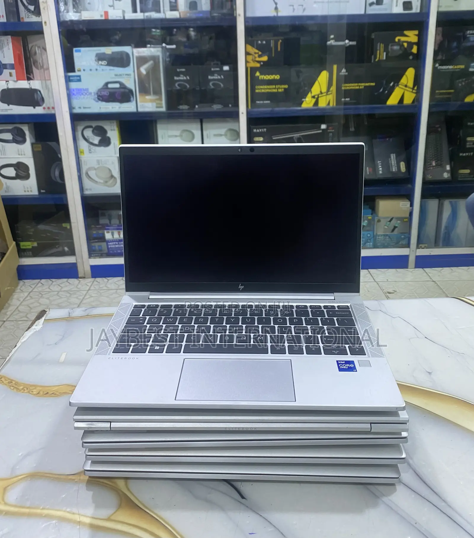Laptop HP EliteBook 830 G8 16GB Intel Core i7 SSD 256GB