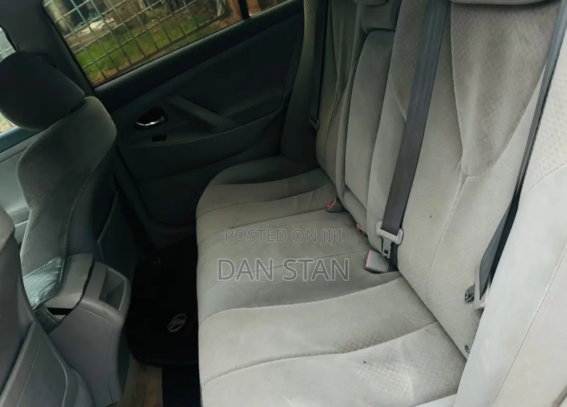 Toyota Camry 2008 Silver