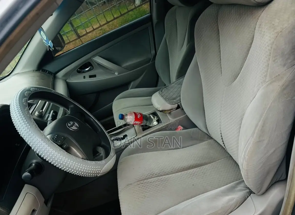 Toyota Camry 2008 Silver
