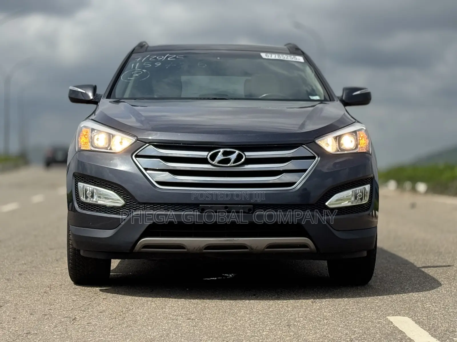 Hyundai Santa Fe Limited 4dr SUV AWD (3.3L 6cyl 6A) 2015 Gray