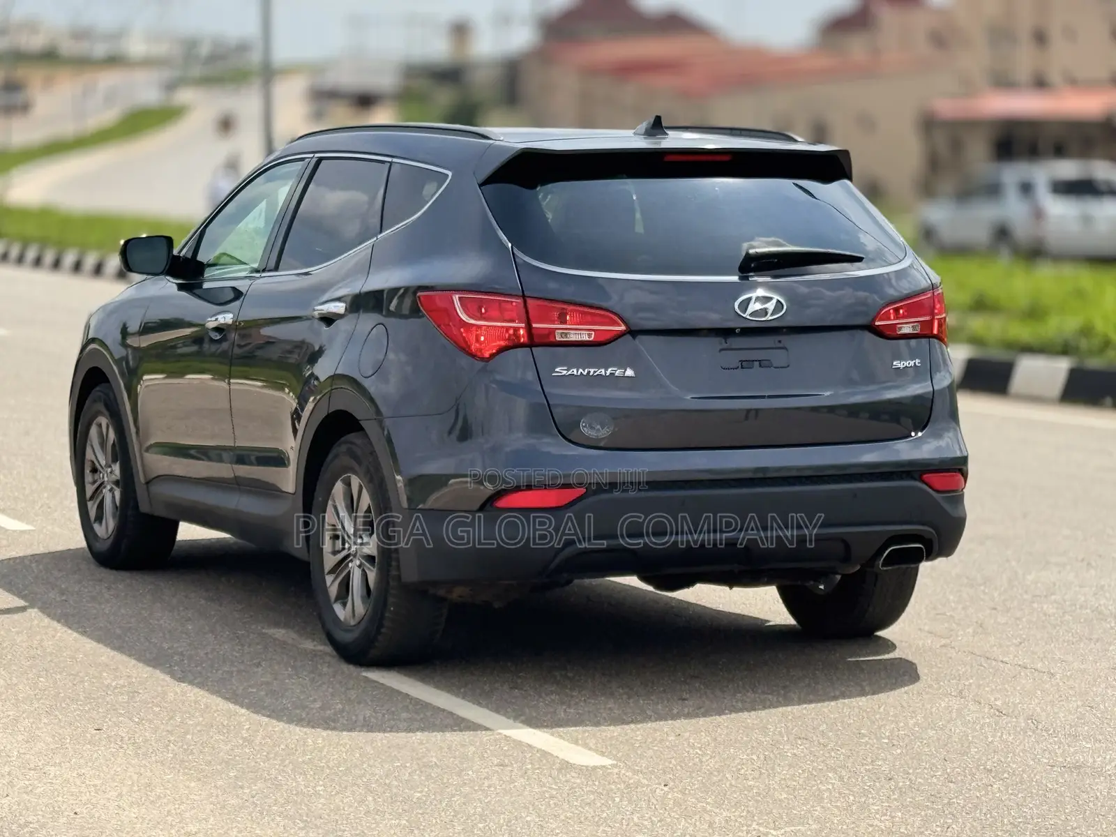 Hyundai Santa Fe Limited 4dr SUV AWD (3.3L 6cyl 6A) 2015 Gray