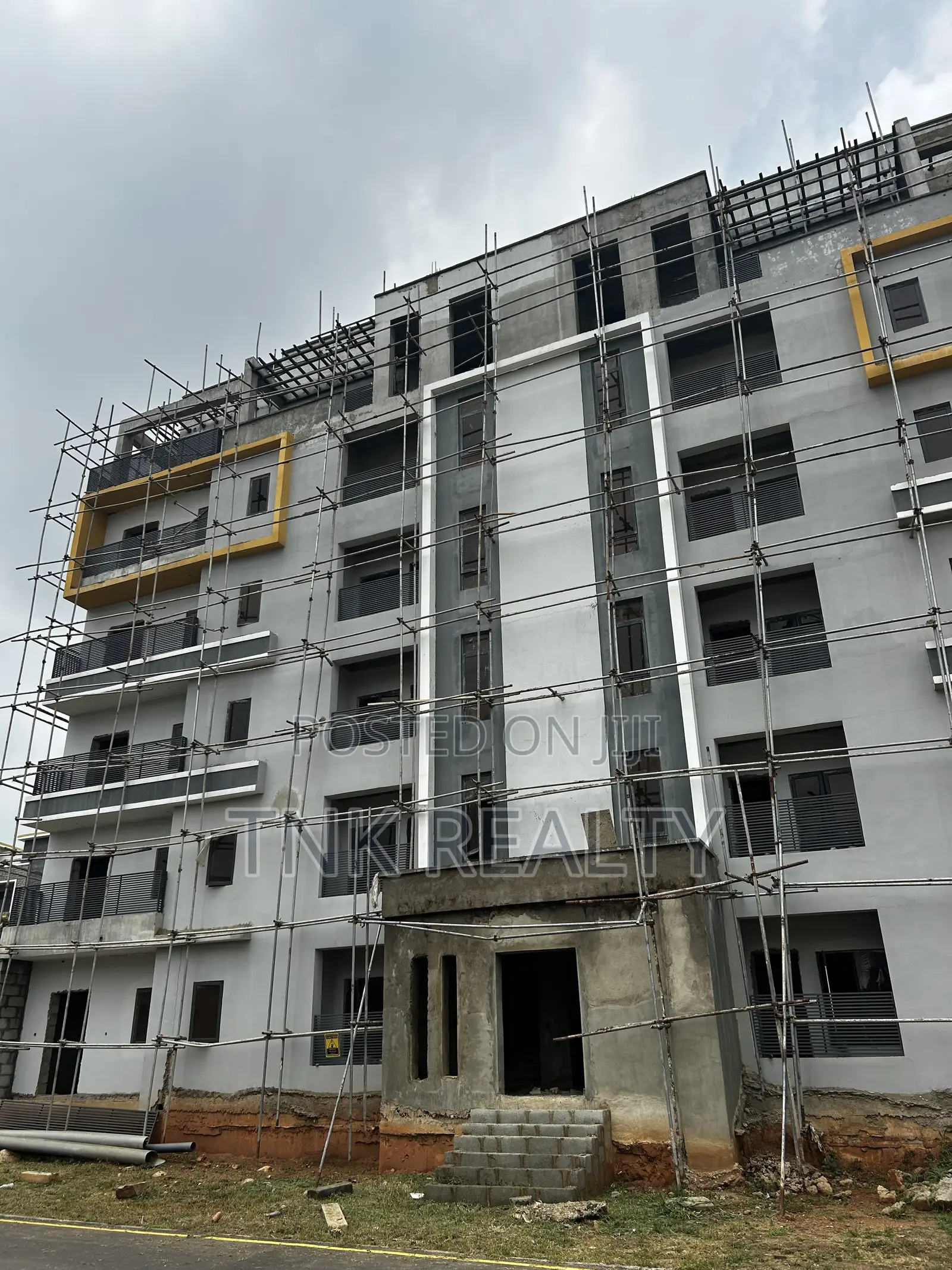 3bedroom Apartment for Sale