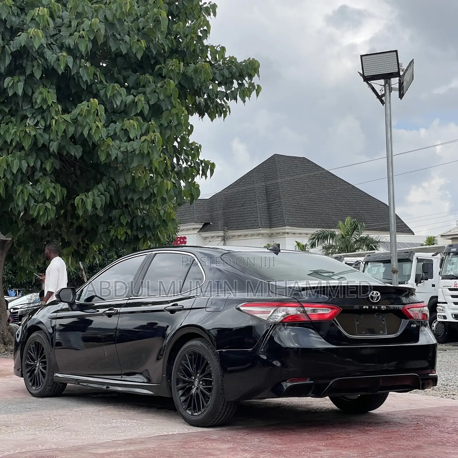 Toyota Camry SE (2.5L 4cyl 8A) 2019 Black
