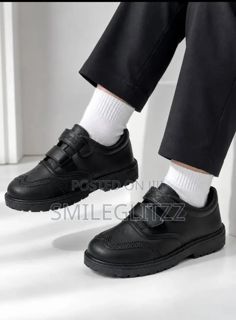 Boy School Shoe(Sales Price for the 6pieces Is That Bulk Price)