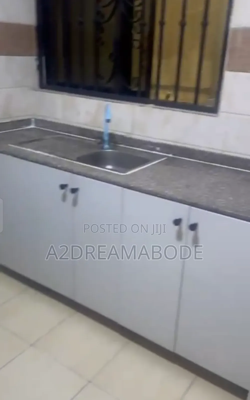 3bdrm Apartment in Opebi for rent