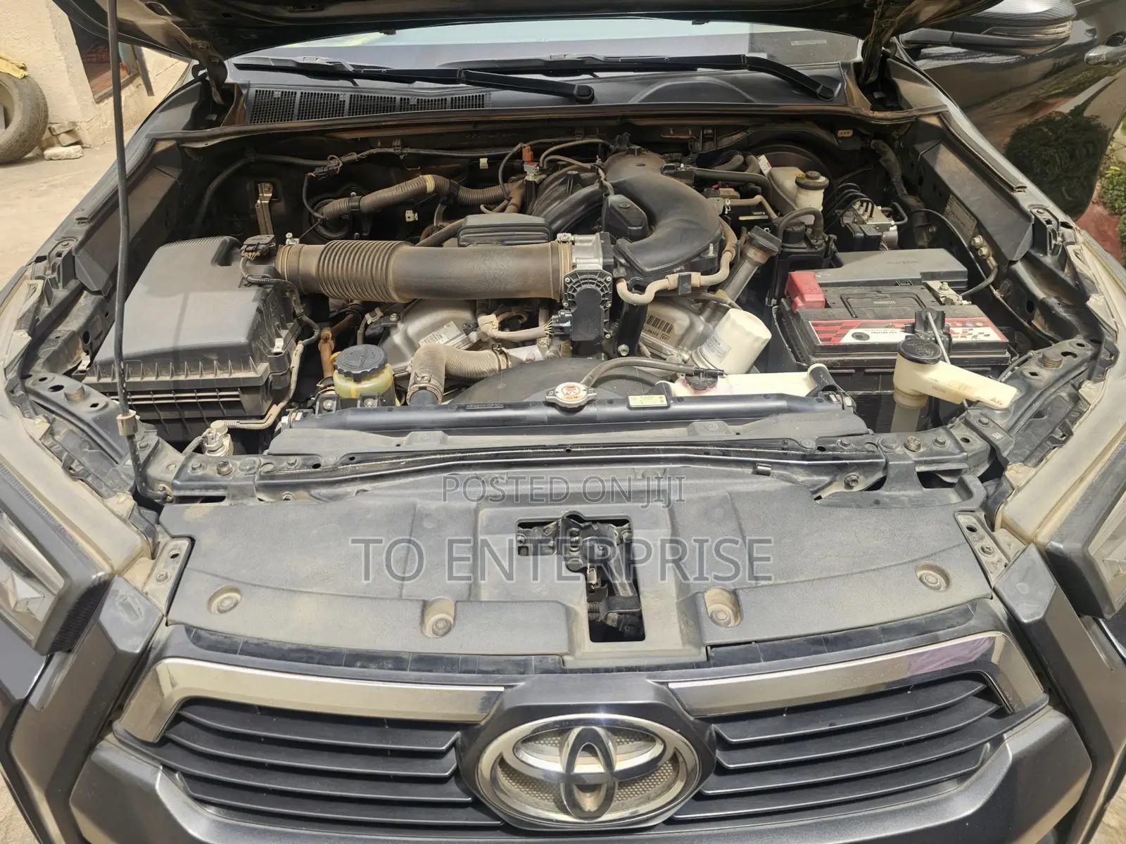 Toyota Hilux 2021 Black