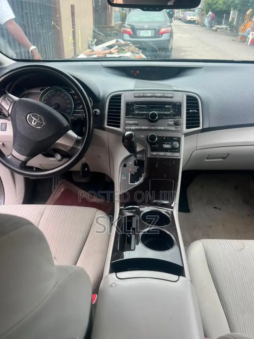 Toyota Venza 2010 Black