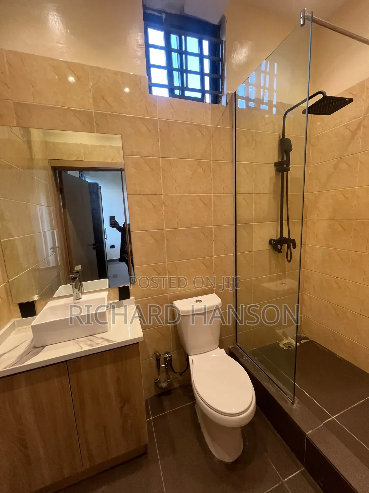 Furnished 3bdrm Duplex in Lekki Right (Close for rent