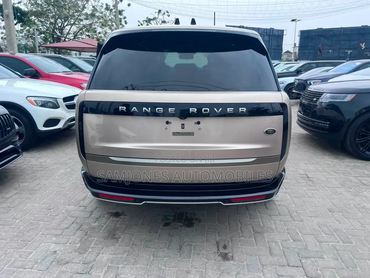 Land Rover Range Rover Vogue 2023 Brown