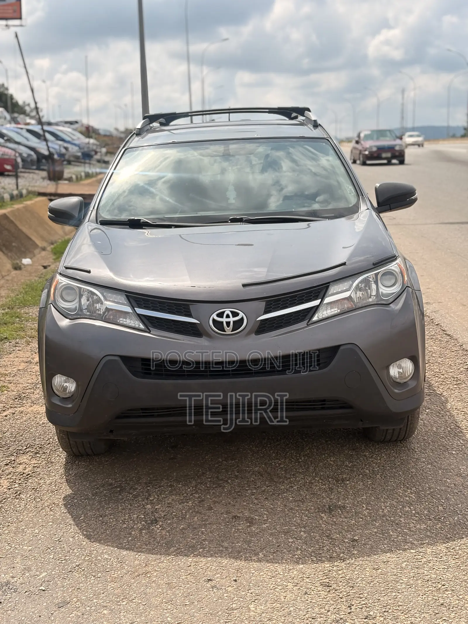 Toyota RAV4 LE AWD (2.5L 4cyl 6A) 2016 Gray