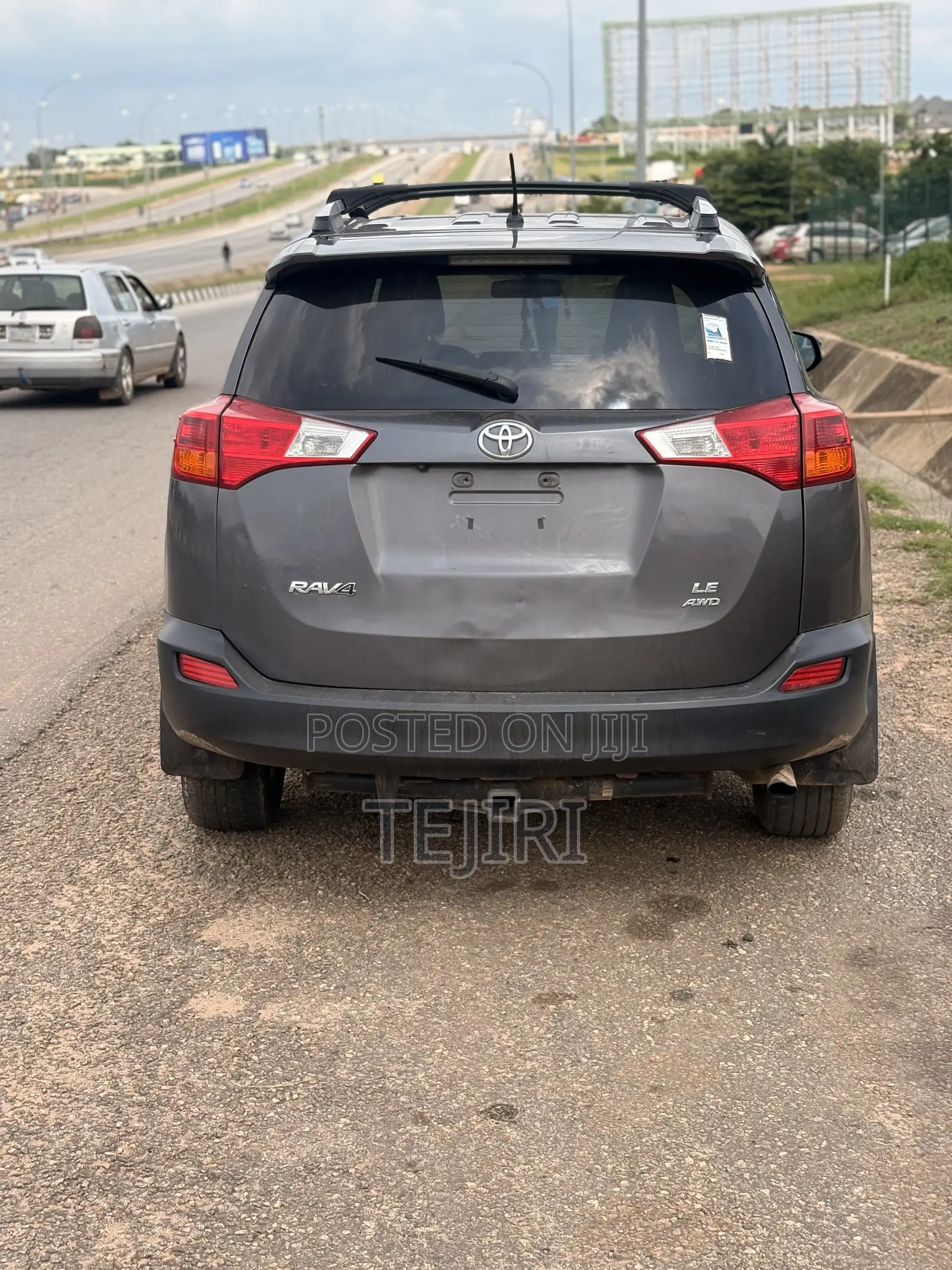 Toyota RAV4 LE AWD (2.5L 4cyl 6A) 2016 Gray