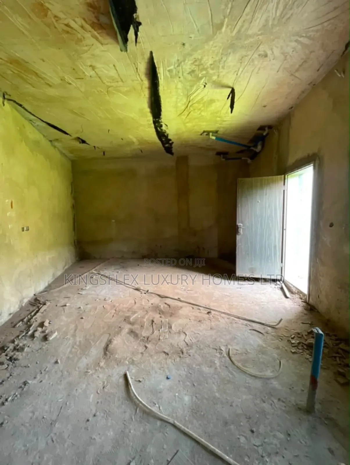 3bdrm Duplex in Estate, Idu for sale