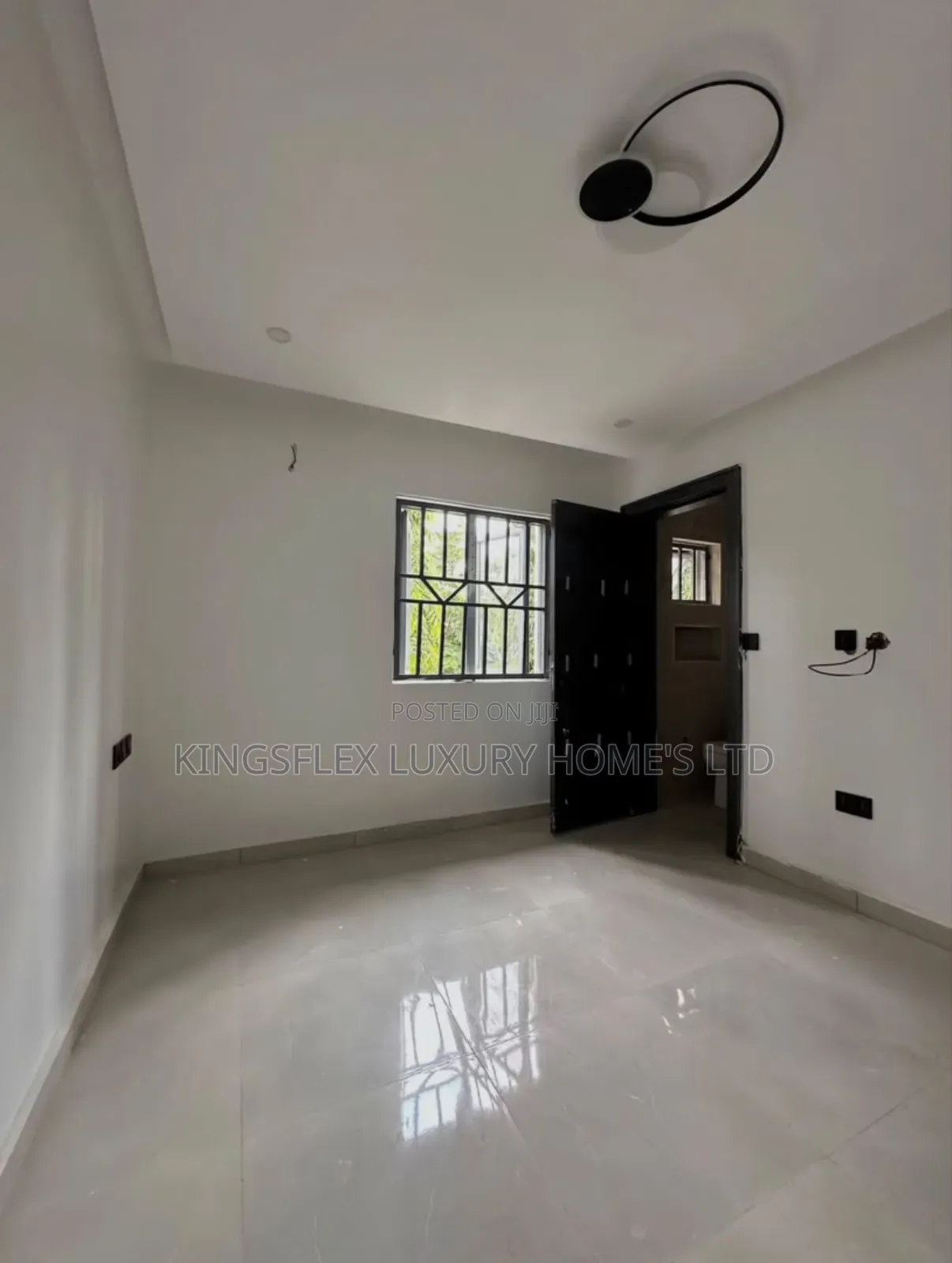 3bdrm Apartment in Estate, Life Camp for sale