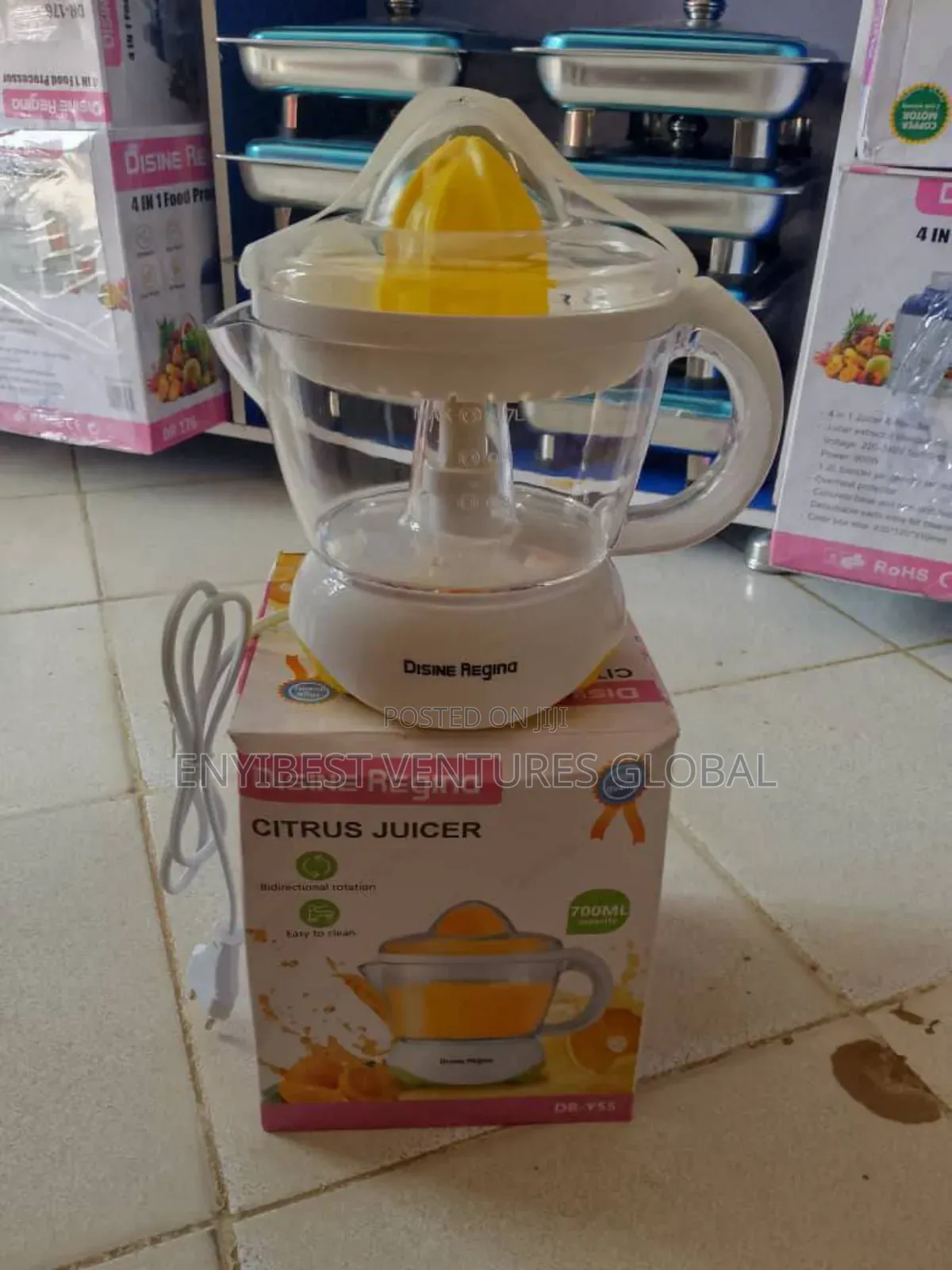 Desine Regina Citrus Juicer