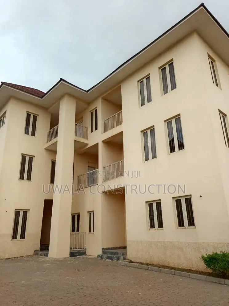 Furnished 4bdrm Duplex in Mabushi for sale